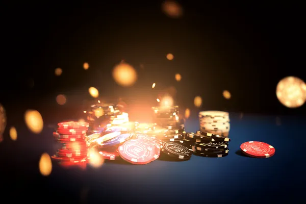 Khoảnh khắc ba số bảy xuất hiện trên cuộn slot cùng các đồng xu vàng, tượng trưng cho những chiến thắng lớn.